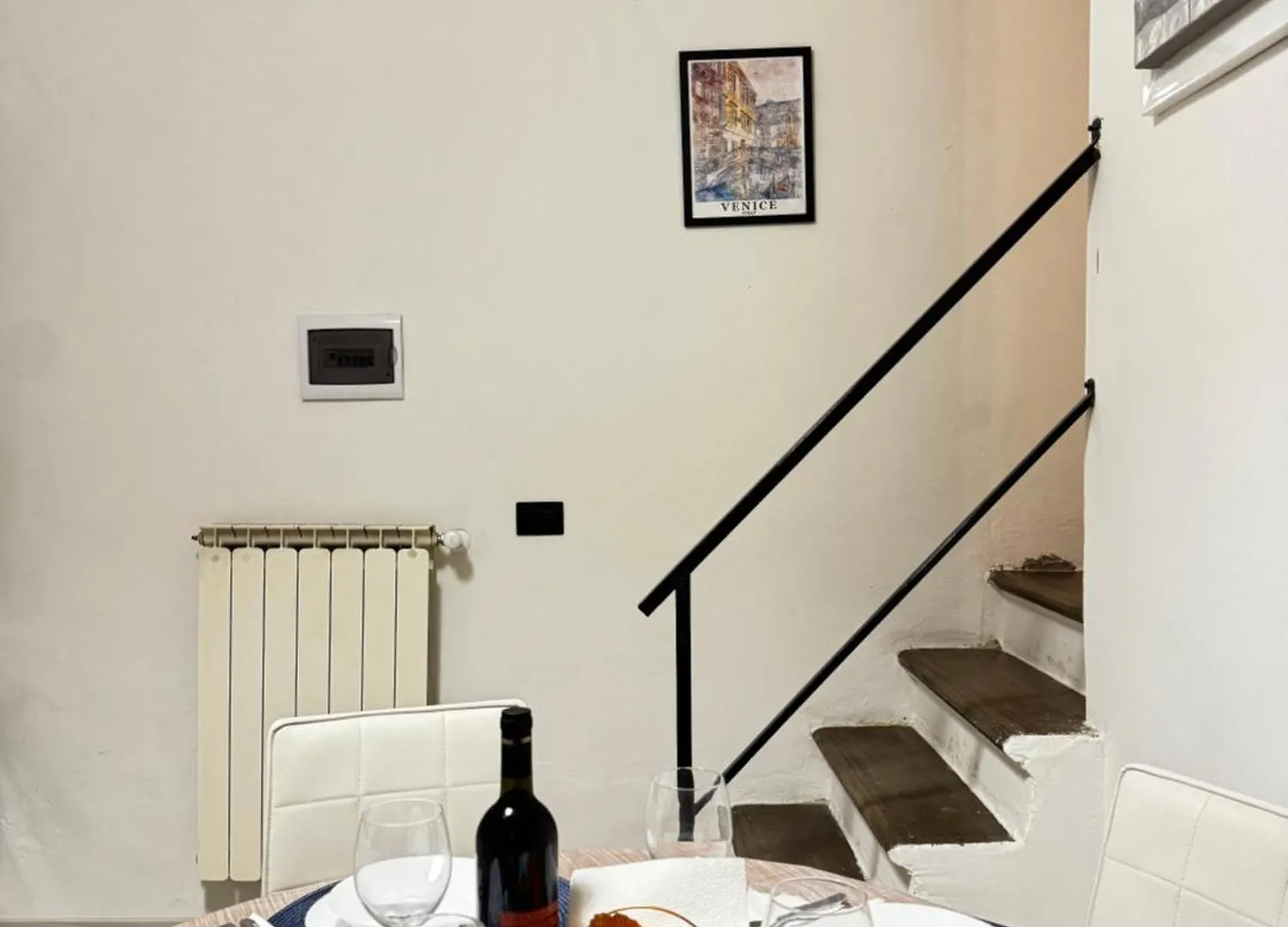 Accommodation Near The Airport Florence