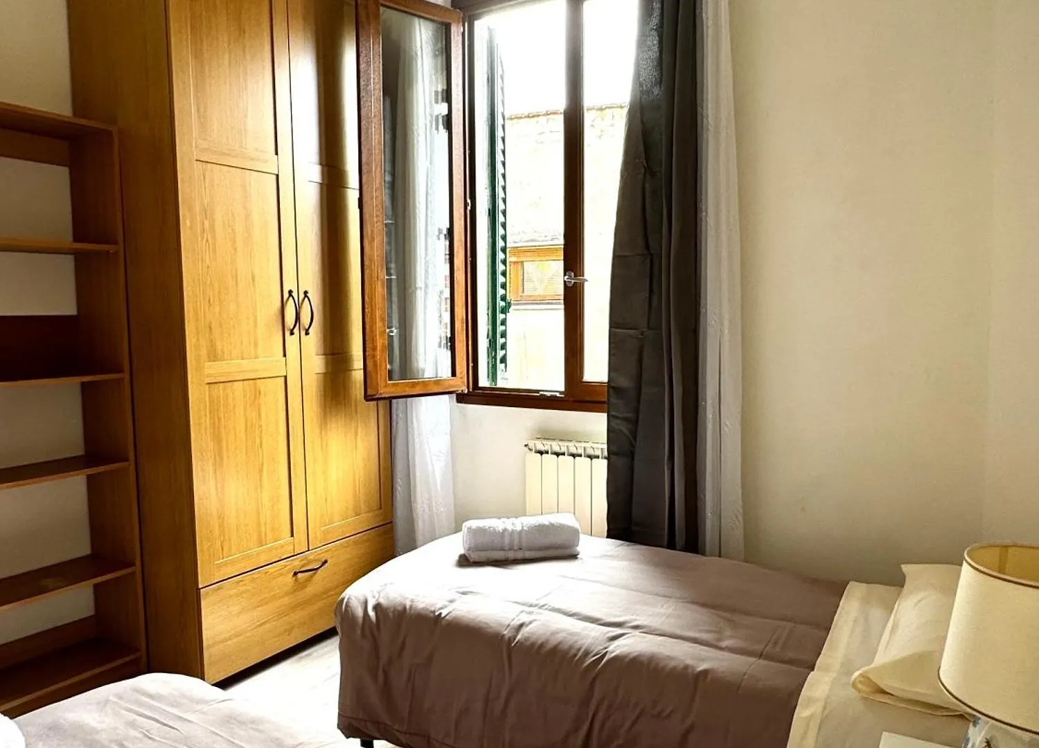 Accommodation Near The Airport Florence Holiday home